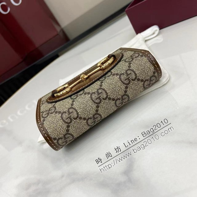 Gucci專櫃古馳最新款馬銜扣短夾錢包 jh2977型號：726846